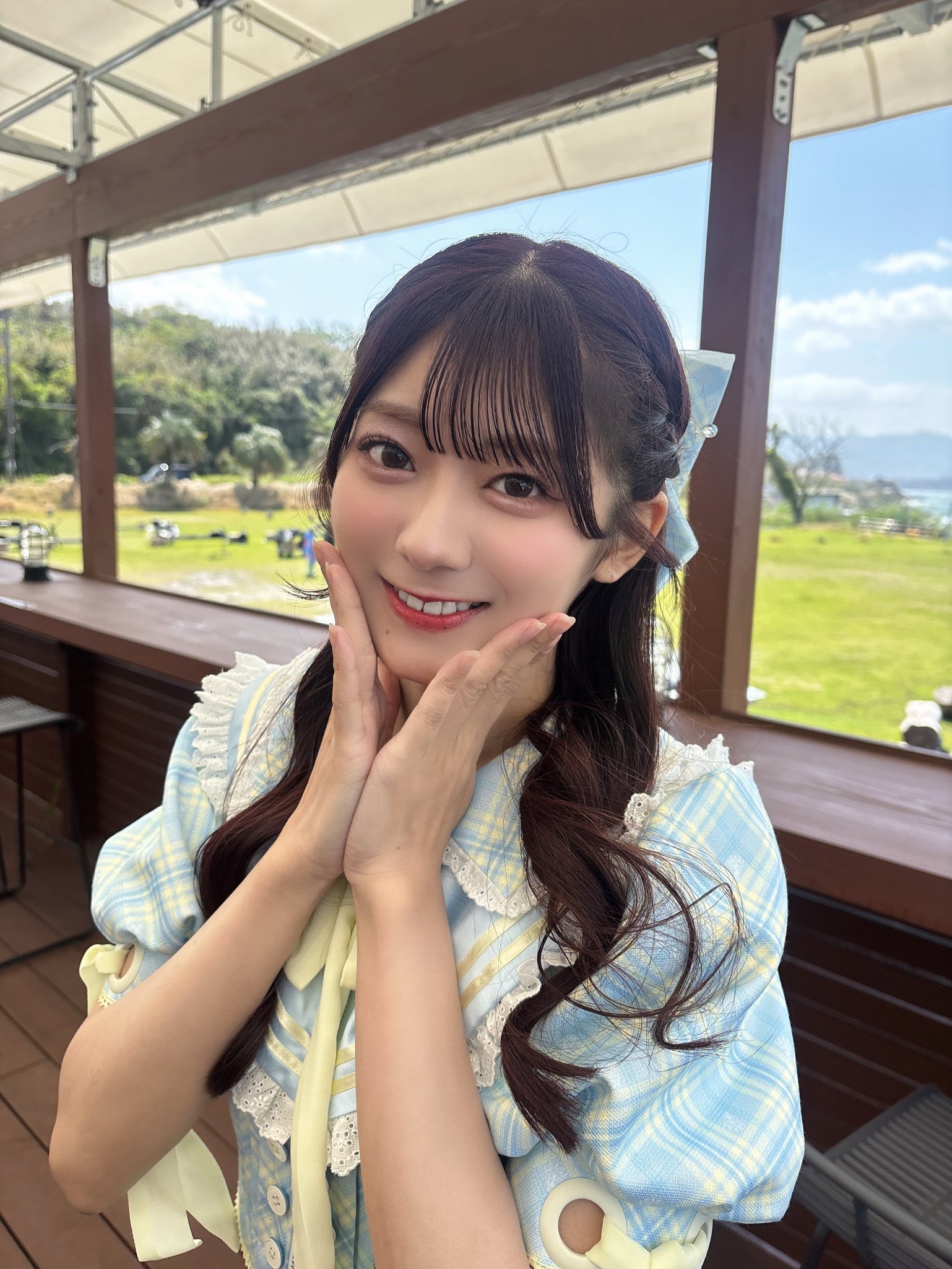 ニアジョイ 大信田美月 ブルーハワイレモン 歌唱衣装 生写真 直筆 ≒JOY 3rdシングル『ブルーハワイレモン』歌唱衣装 全身ver. /大
