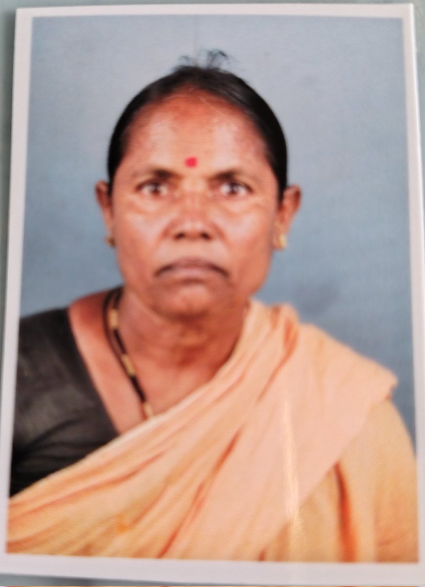 iamhanmant687's tweet photo. నేను కోయిలకొండ మండల బి.ఆర్.ఎస్ పార్టీ సోషల్ మీడియా అధ్యక్షుడు ని హన్మంతు యాదవ్.
 మా అమ్మకు గత రెండు రోజుల నుంచి ఆరోగ్యము బాగాలేదు.నిమ్స్ హాస్పిటల్ ICU లో ఉంది.
హాస్పిటల్ లో ఖర్చులకు డబ్బులు లేవు 😭 ఆర్థిక సహాయం చేయండి. @KTRBRS అన్న 👏👏
ఫోన్ పే గూగుల్ పే 8978988687 https://t.co/WKBuacNpFO