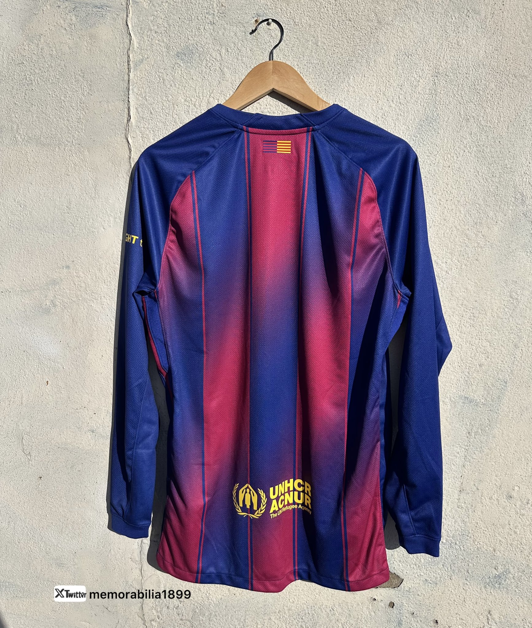 أسرار القميص الجديد لبرشلونة 3