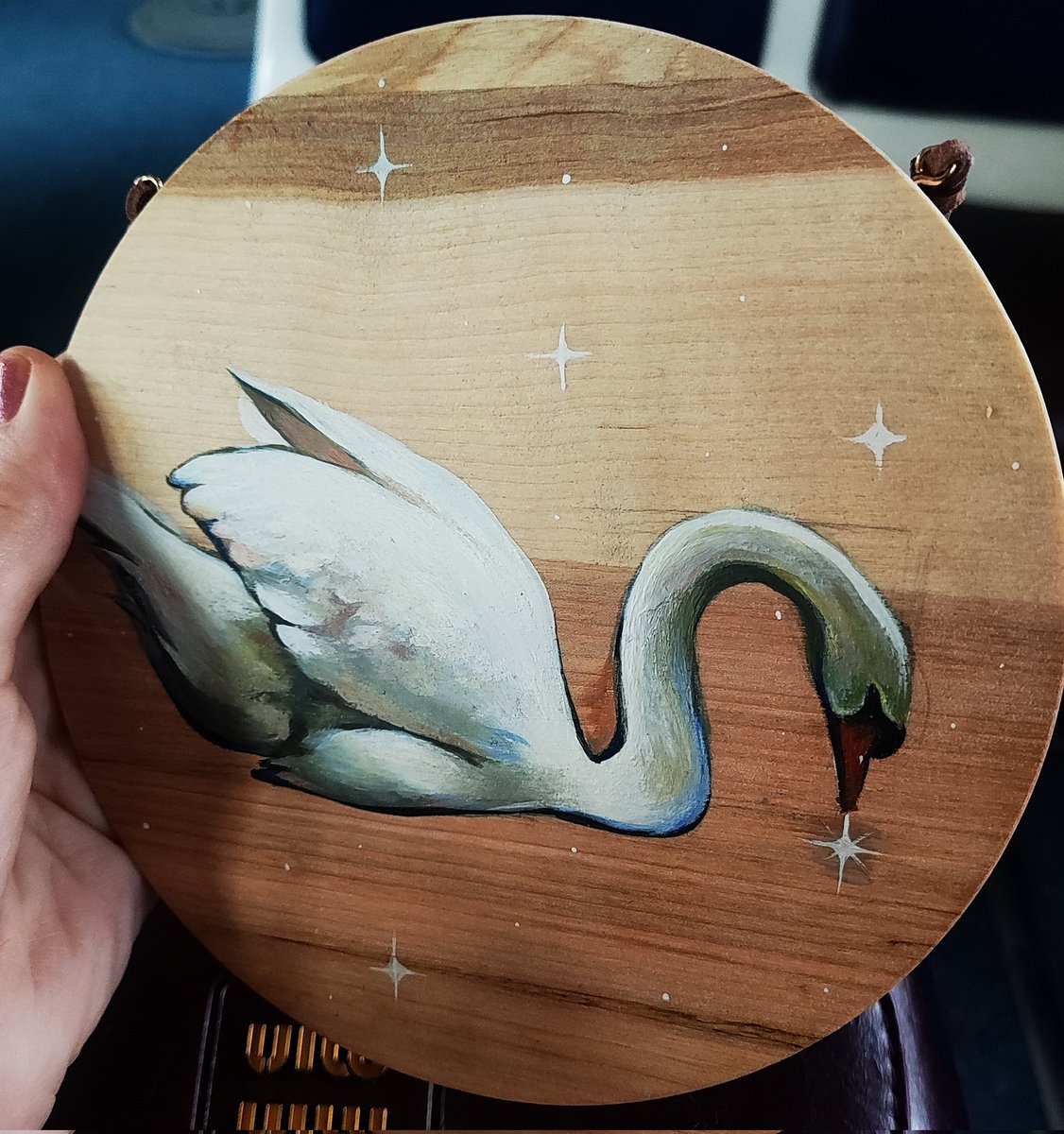 Лебедь на спине, рисую на заказ в любом стиле
Пишите в лс для заказа или по номеру 
89241346333