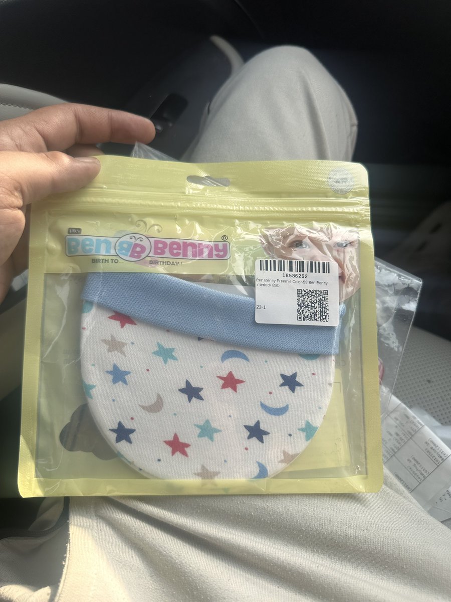 sumitraina9019's tweet photo. Had a really disappointing experience at the @firstcryindia   store in Najafgarh. I recently bought a cap from their store, and when I tried to return or exchange it, they flatly refused, saying “it’s an accessory, not a clothing item, so it can’t be replaced.” https://t.co/oS0ARC6I1C