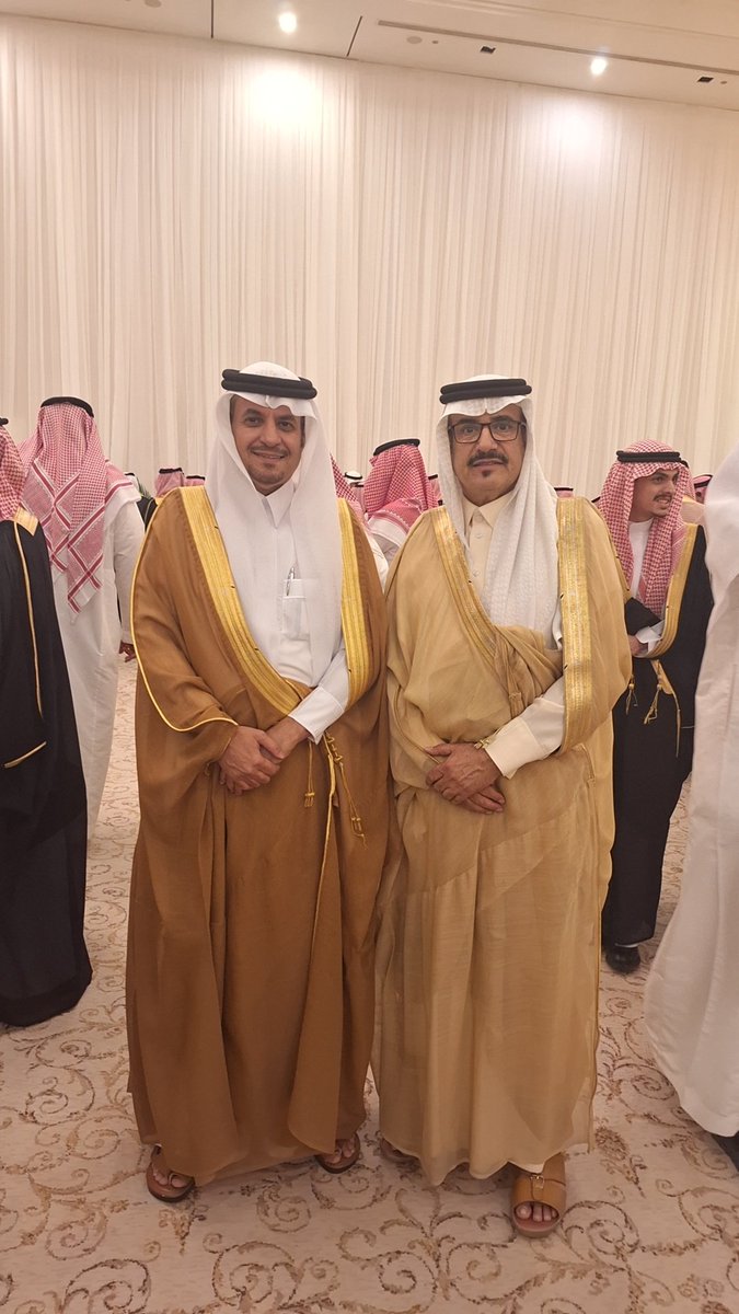 FALCOUN10's tweet photo. بكل المحبة والسرور
تشرفت بحضور حفل زواج كريمه ابن العم محمد بن عبدالعزيز بن محمد العمران 
على الشاب مشاري بن عبدالعزيز الجميح
وذلك مساء يوم الخميس
26 شوال 1446هـ الموافق 24 أبريل 2025م
في قاعة نيارة للاحتفالات - الرياض .تمنياتي للعروسين بحياه سعيدة https://t.co/NOKdeTegkQ