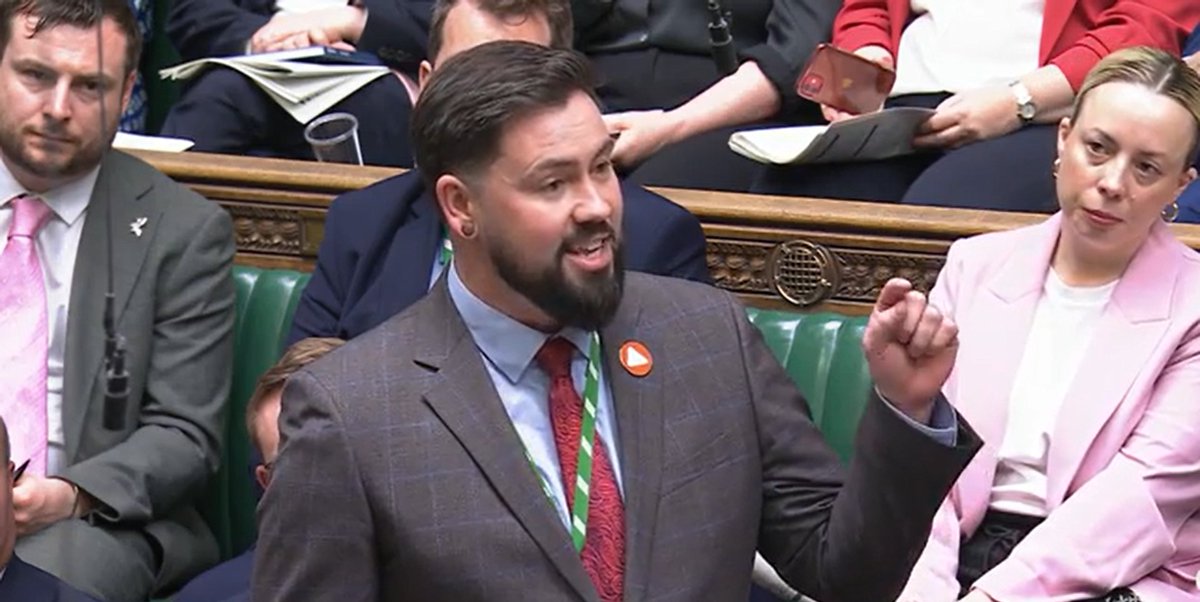 MS Society UK (@mssocietyuk) on Twitter photo We were so excited to see MPs wearing their MS Awareness Week badges on Wednesday in Parliament!
Can you spot your MP? 🧡
A huge thank you to <a href="/ChrisVinceMP/">Chris Vince MP</a> <a href="/AnnBremenda/">Ann Davies AS / MP</a> <a href="/CliveJonesMP/">Clive Jones MP</a> <a href="/adamthompson111/">Adam Thompson MP</a> 👏 We were so excited to see MPs wearing their MS Awareness Week badges on Wednesday in Parliament!
Can you spot your MP? 🧡
A huge thank you to <a href="/ChrisVinceMP/">Chris Vince MP</a> <a href="/AnnBremenda/">Ann Davies AS / MP</a> <a href="/CliveJonesMP/">Clive Jones MP</a> <a href="/adamthompson111/">Adam Thompson MP</a> 👏