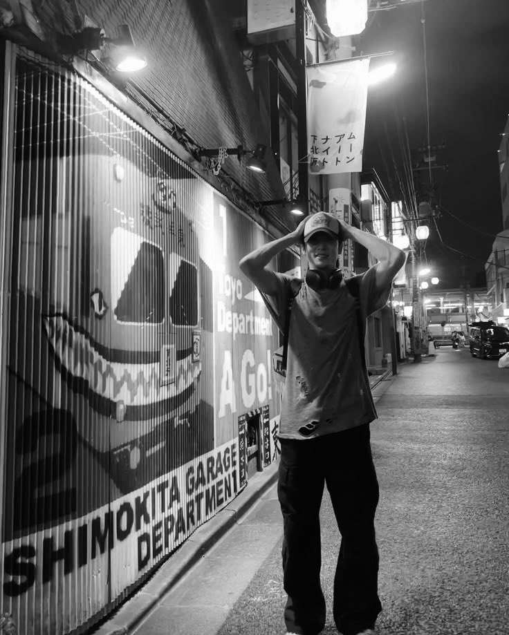 devilisin's tweet image. Just wearing a simple fit because having a beautiful girlfriend is the fit.