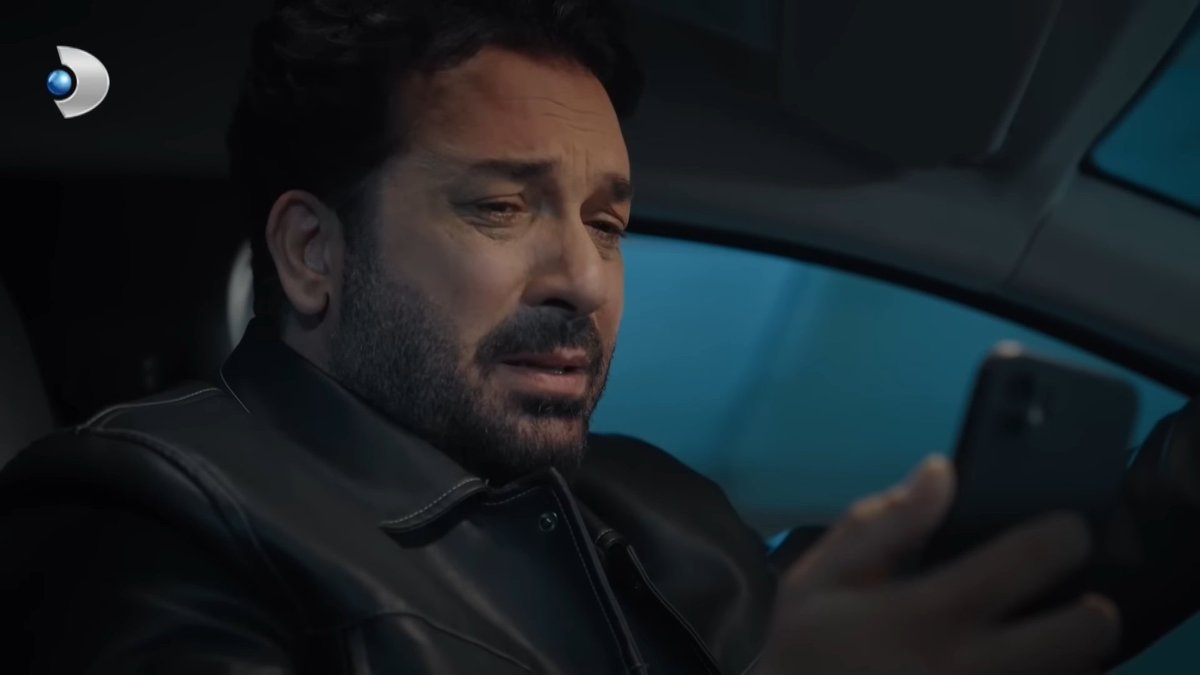 ayhakfanfc's tweet photo. bunun acısı nasıl geçer 🥺💔
#AyHak #ArkaSokaklar https://t.co/rpvSx02gvK