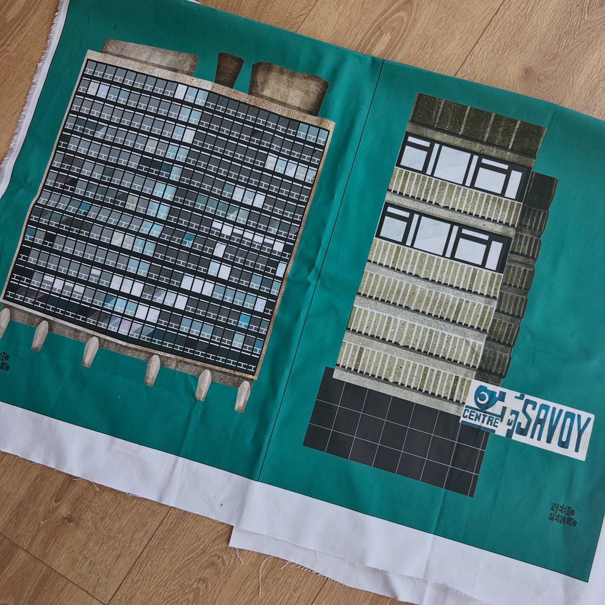 Things have been quiet at this end. My F/T job is busy at the moment and it’s using up all my mental energy. I still need to get Wyndford print online but I have some new teatowels on order. Samples arrived with a teal background. The perfect background to some #Glasgow concrete