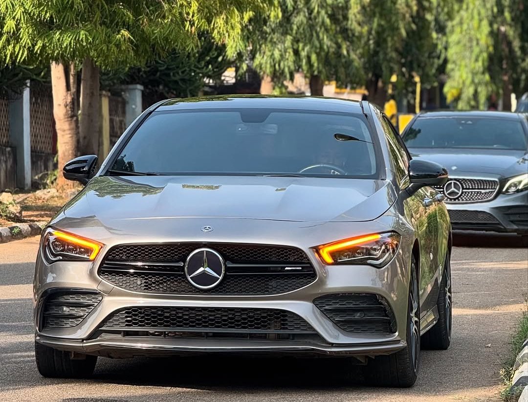 Abj_Auto_cars's tweet photo. 🇳🇬‼️ FOR SALE: FOREIGN USED MERCEDES‑BENZ CLA35 AMG 2022 (₦80,000,000)

📍 Abuja | ✅ Original Custom Duty Paid
🔹 2.0L Turbo AMG Engine – 302 HP
🔹 AMG Ride Control | Panoramic Roof
🔹 Leather Interior | Apple CarPlay | Reverse Camera

📞 08052712169, 09112199464

#cla35amg https://t.co/9iaFWyGqFk