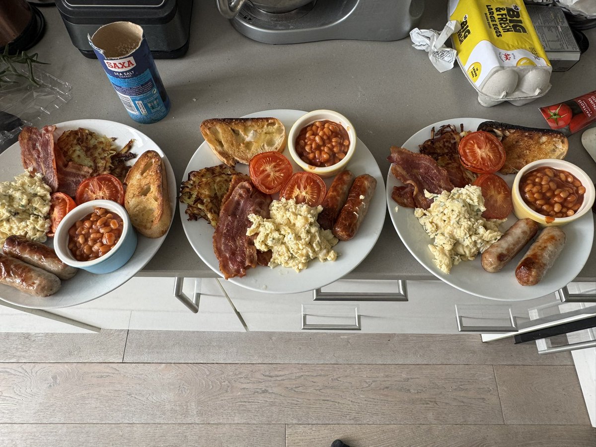Delightful inter-night shift fuelling 🥰