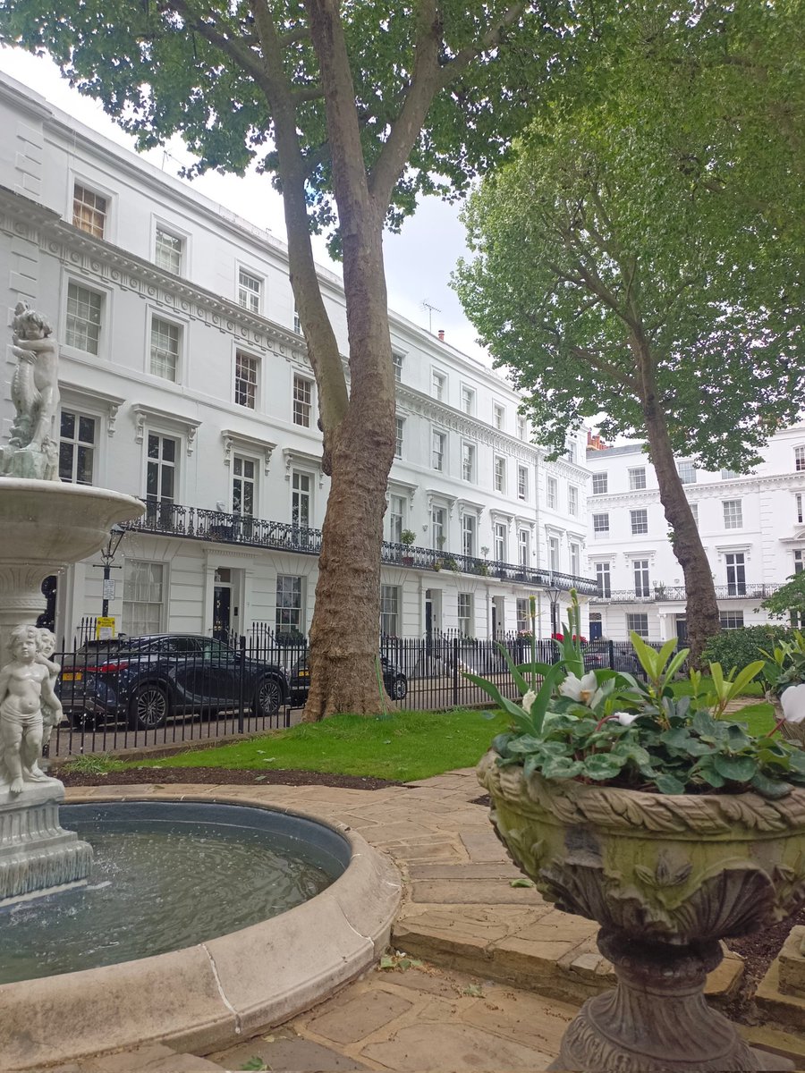 ʙ ᴀ ᴡ ɪ ♔ tweet media