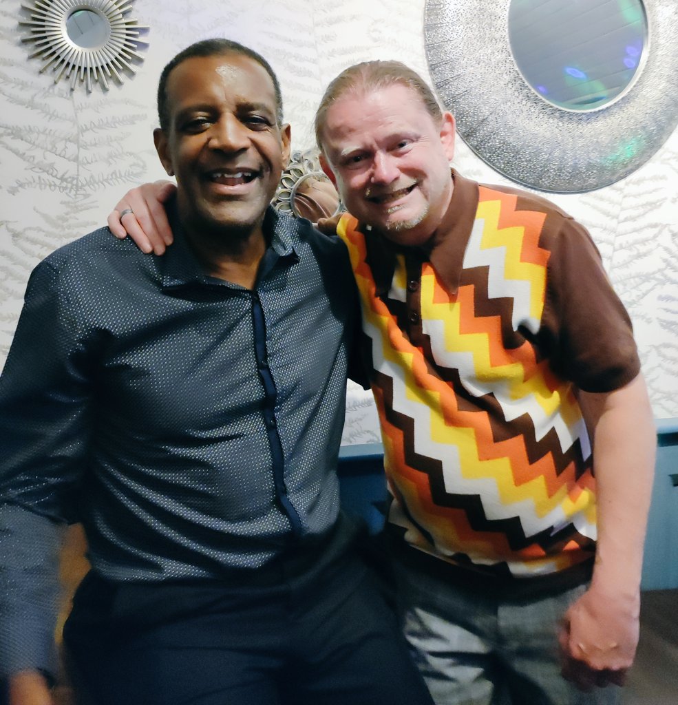Lincoln City and Newcastle United legend Tony Cunningham came to our do at the Treaty last night! #lincolncity #newcastleunited