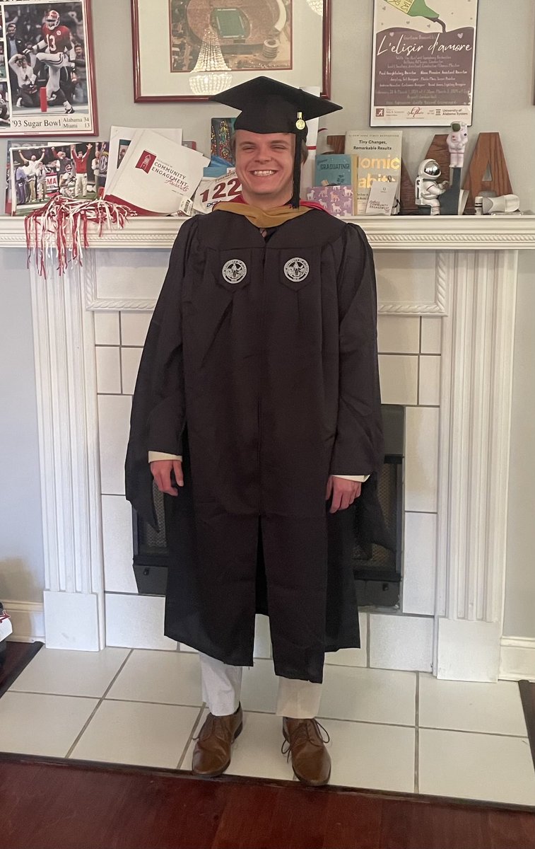 Jeff Patton (@pattonjeff) on Twitter photo Congrats to <a href="/cjbam12/">Collin Patton</a>, who received his MBA from <a href="/UofAlabama/">The University of Alabama</a> on May 3 #BuiltbyBama #RollTide 🚀 Congrats to <a href="/cjbam12/">Collin Patton</a>, who received his MBA from <a href="/UofAlabama/">The University of Alabama</a> on May 3 #BuiltbyBama #RollTide 🚀