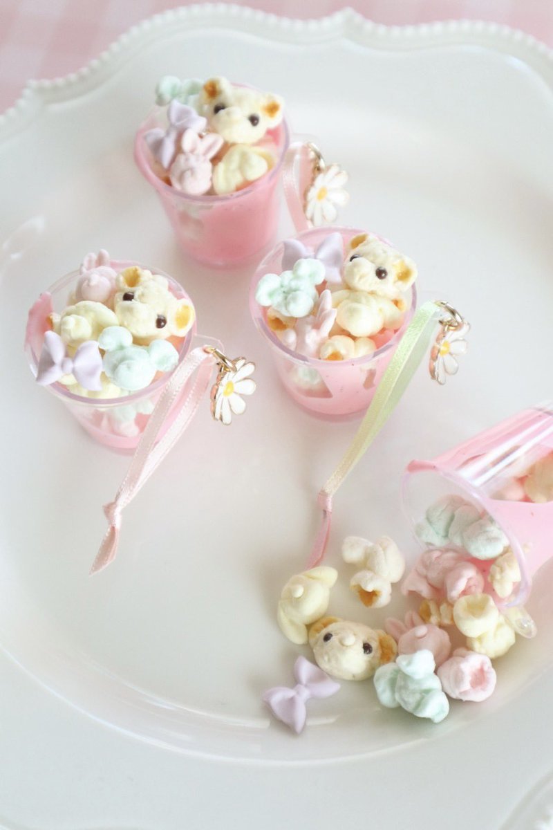 Kawaii__Festa's tweet photo. Kawaii☆Festa vol.5 @天王寺MIO本館6F ミオラボ
開催期間: 5月2日（金）〜5月6日（火）

♡素敵便届きます♡

Strawberry♡flowerさま

5/5(月)

お花チャームが揺れる🌼
くまさん･うさちゃん･リボンのポップコーンがcute🍿✨
くまポップコーンカップ入荷します💕

どうぞお楽しみに♪
#カワフェス https://t.co/pkPu2dZdna