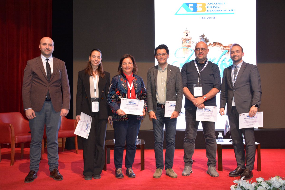 9.’su düzenlenen Anadolu Bilişim Buluşmaları  kapsamındaki İzmir Teknoloji Zirvesi’ne Keynote konuşmacı olarak katılım sağlayarak belediyelerin teknoloji alanındaki gelişmelere yaklaşımlarından söz ettik.