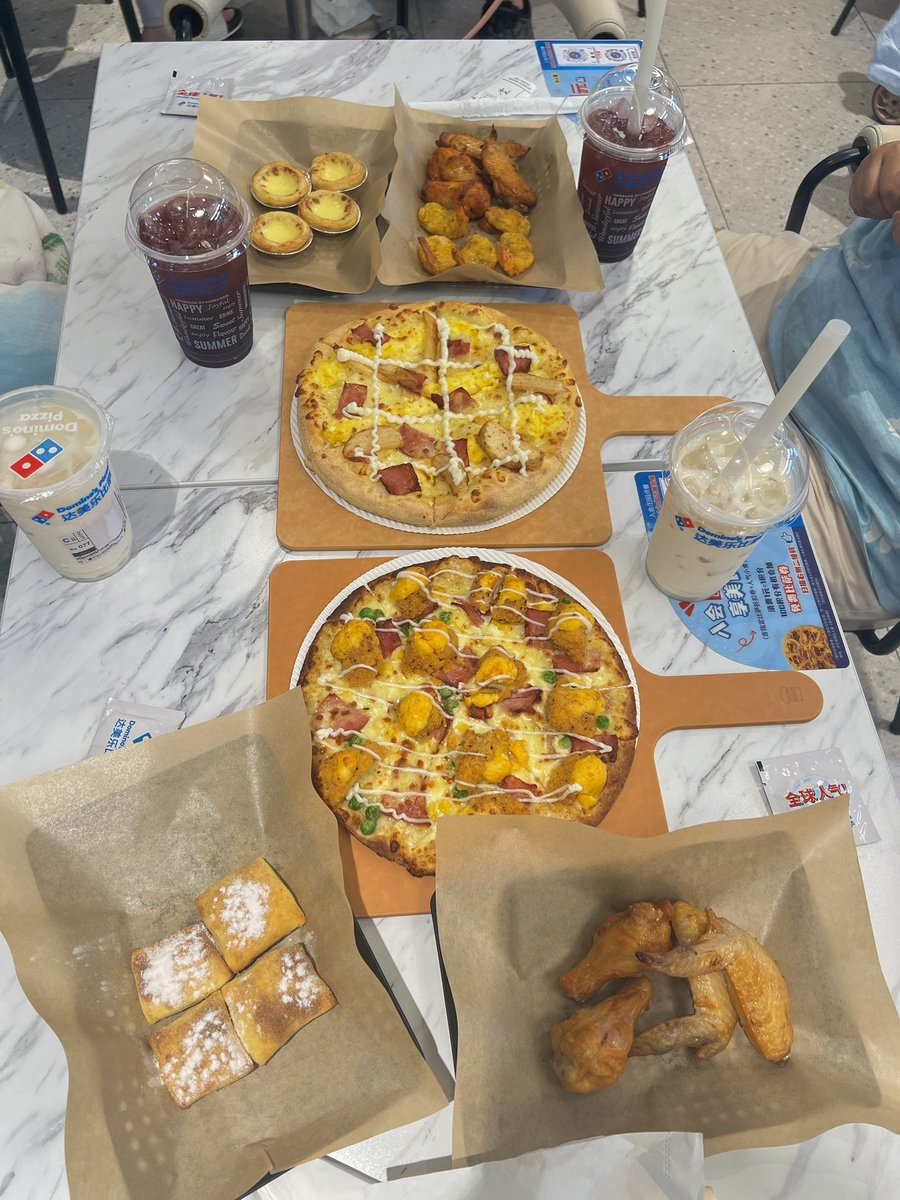 福利姬取名低手分享的黄推图片3 - 网红私拍内容