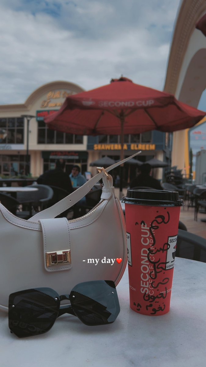 جو مُريب زي أحدهم بس حبيت ..