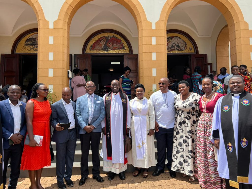 In his farewell sermon, outgoing Diocesan Secretary of the Church of Uganda, Canon John Awodi has highlighted the congregation to use God’s resources entrusted to us to serve God’s purpose. In my remarks I encouraged Africa’s youth to acquire knowledge and undergo a mindset