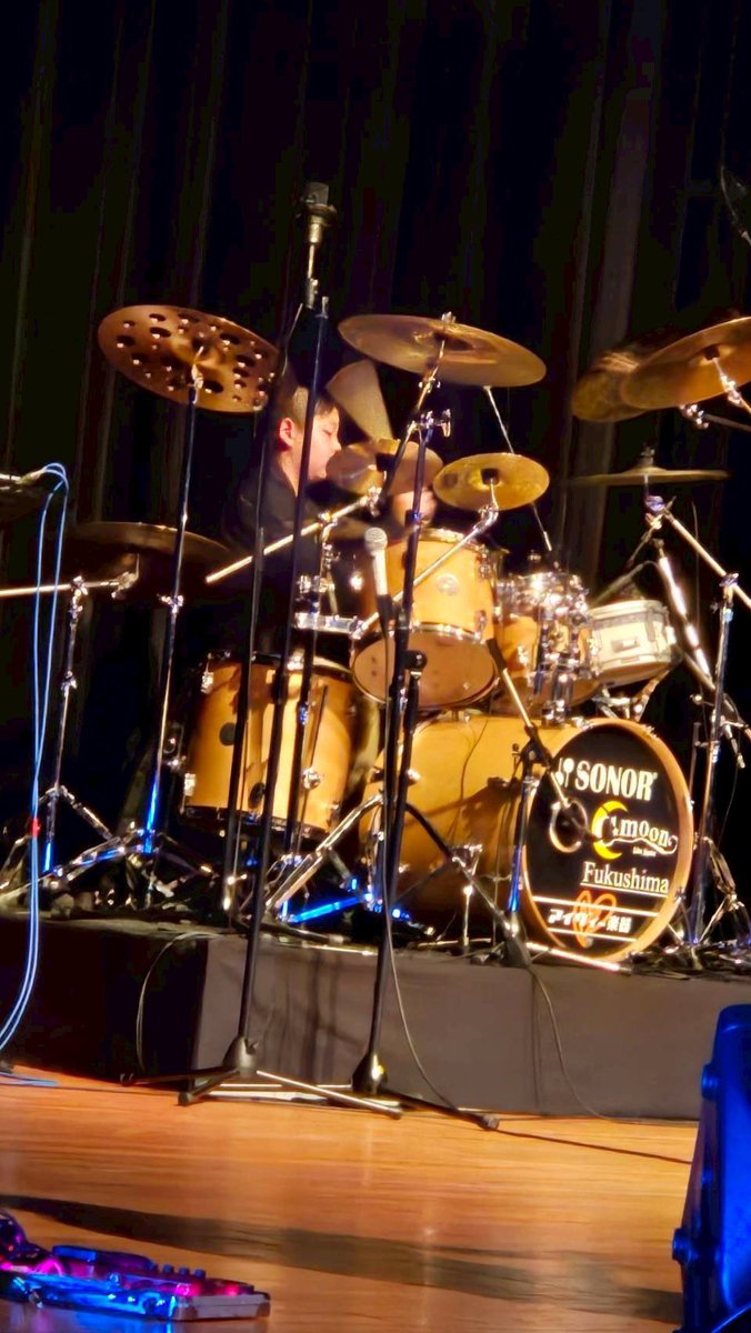 KotaBIGBONE's tweet photo. 昨日のセッティング
スネア sakae タム Dixon
ペダル ironcobraツイン
スプラッシュ.エフェクト.チャイナpaiste
スプラッシュ UFIP.Meinl
クラッシュ Sabian
福島からいらっしゃっていたC-moon @livespacecmoon の皆様ありがとうございました!
#10歳 #ドラマー #HR #HM #仙台 #バンド #Liveencore https://t.co/DzeGcMtgH4