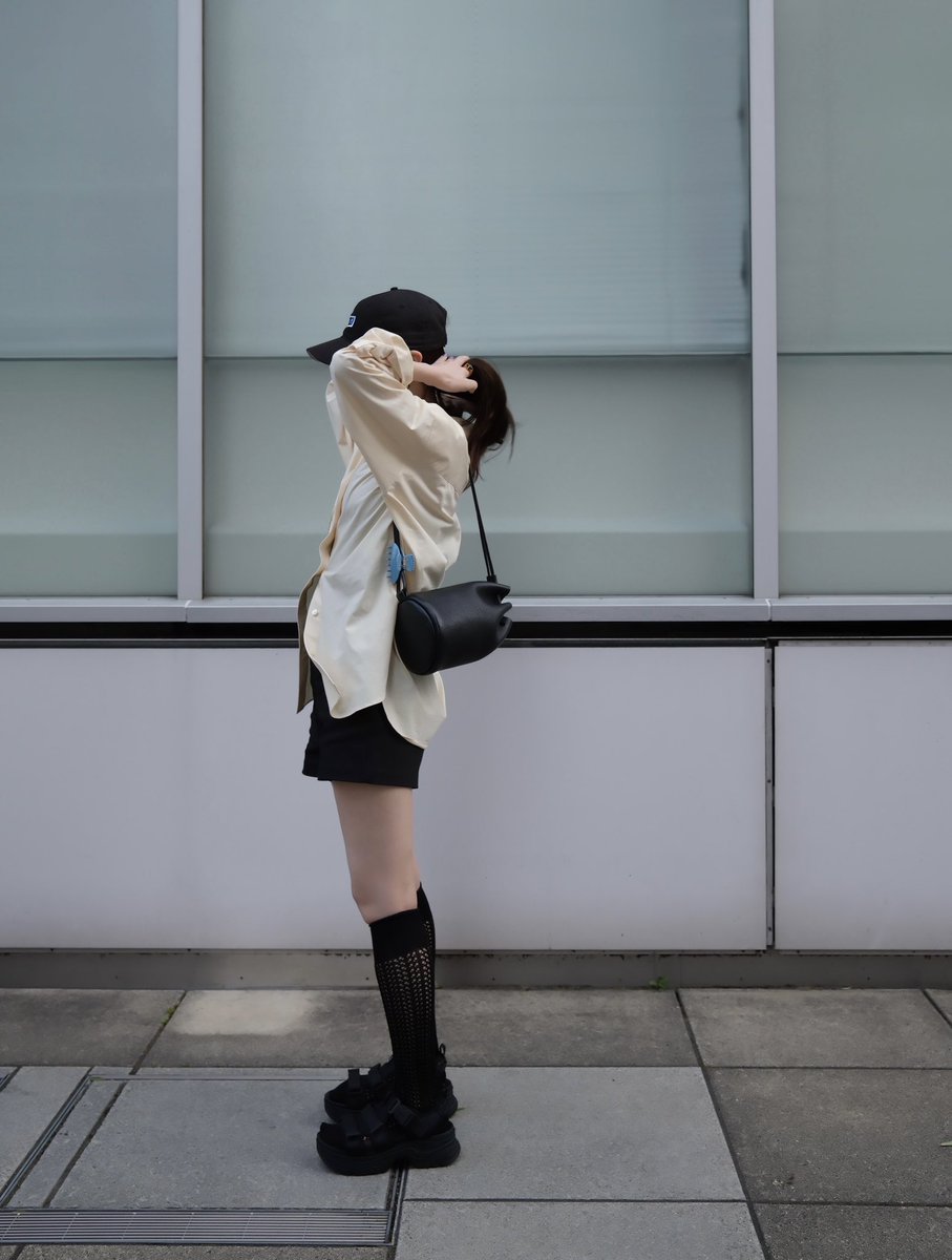 _7natsu9_'s tweet image. TevaのHurricane Ampsole Gaila🖤
厚底サンダルって今まであまり履いてこなかったんだけど、身長盛れるし脚が長くみえるしとってもいいね🥹🖤クッション性の高い厚底だから一日中歩き回っても全然疲れなかったよ🚶✨今年の夏はたくさん愛用しよっと〜🖤
#PR #Teva #テバ #厚底サンダル #サンダルコーデ