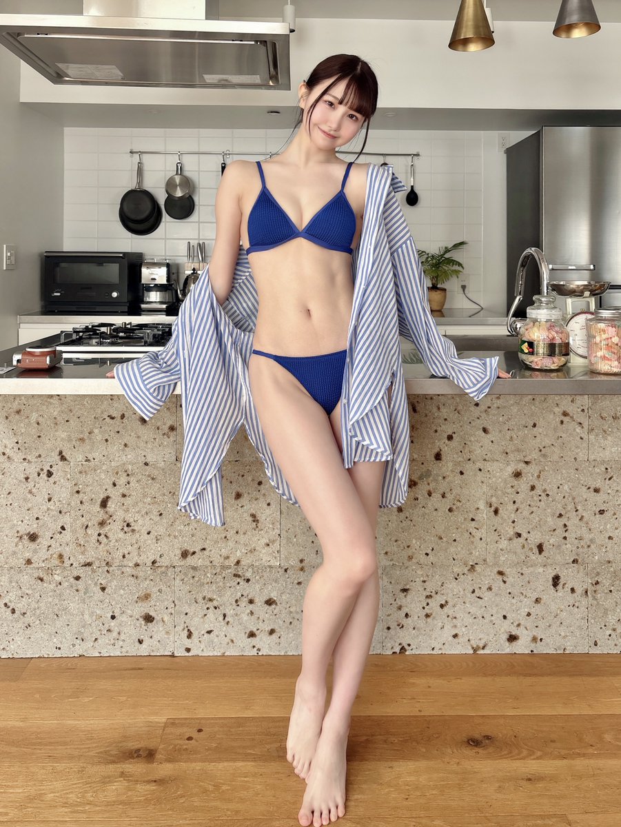 164cm 48kgです。 スタイル好きな人いいね…！💙