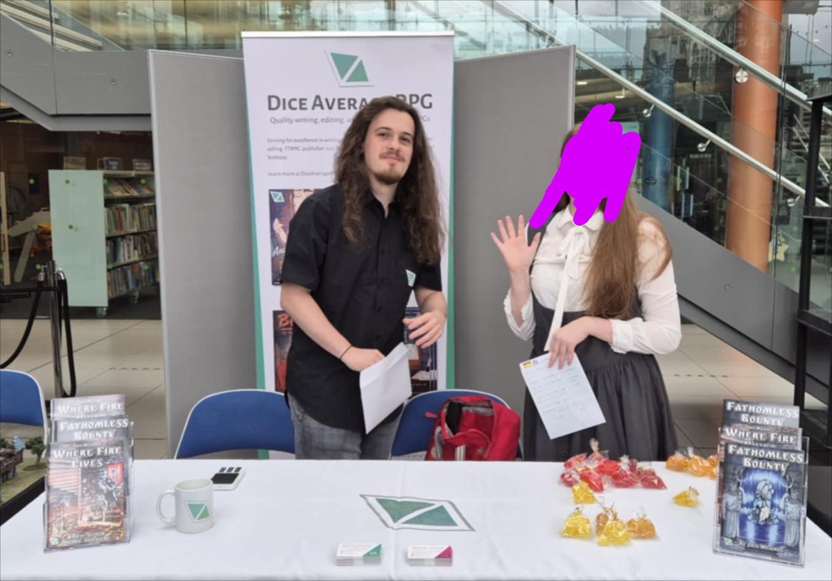 Tabling my second convention today, Diceni 2025! Sold a few books and a LOT of candy dice