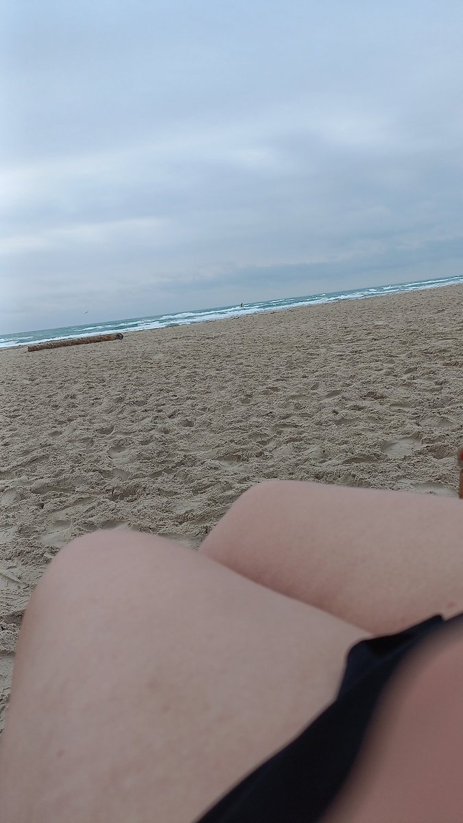 Traiganme una chela o algo jajaj