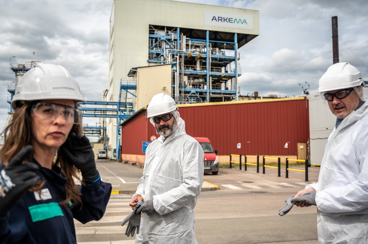 Le <a href="/Prefet27/">Préfet de l'Eure</a> mis au secret chez <a href="/Arkema_group/">Arkema</a>
à Serquigny. Charles Giusti y a vu le processus de fabrication du fameux Rilsan... Sans pouvoir en percer tous les secrets actu.fr/normandie/serq… via
<a href="/actufr/">actu.fr</a>