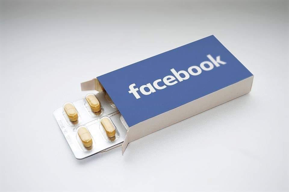 People’s Facebook groups are a drug.  Addicted to “seemingly easy” when it’s a trap and unsustainable.  I should know I have multiple communities and just look at how few comments I get. 

Thanks to the FB algorithm and push for me to spend on ads just to reach people who already