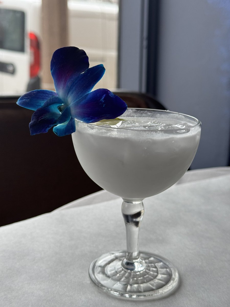 ThePastaTree's tweet image. Spring has Sprung at The Pasta Tree! Come in and enjoy the flavors of white Asparagus, Morel Mushrooms, spring peas, violets,asparagus and ramps! Indulge in an Amaretto Pistachio Martini in a @Lindt Chocolate Bunny 🐰 Accompanied with the Morel Mushroom And Ramp Lasagna Spring