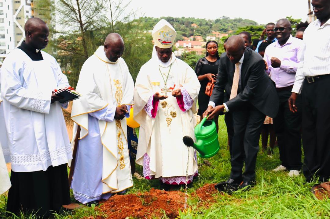 Makerere University Business School (@officialmubs) on Twitter photo The St. Charles Lwanga Catholic Community MUBS held a handover ceremony for community leadership with the administration of the sacrament of confirmation. The confirmation mass was led by Bishop Dr. Joseph Eciru of the Soroti Catholic Diocese.
During the event, <a href="/ProfMuhwezi/">Moses Muhwezi</a> , The St. Charles Lwanga Catholic Community MUBS held a handover ceremony for community leadership with the administration of the sacrament of confirmation. The confirmation mass was led by Bishop Dr. Joseph Eciru of the Soroti Catholic Diocese.
During the event, <a href="/ProfMuhwezi/">Moses Muhwezi</a> ,