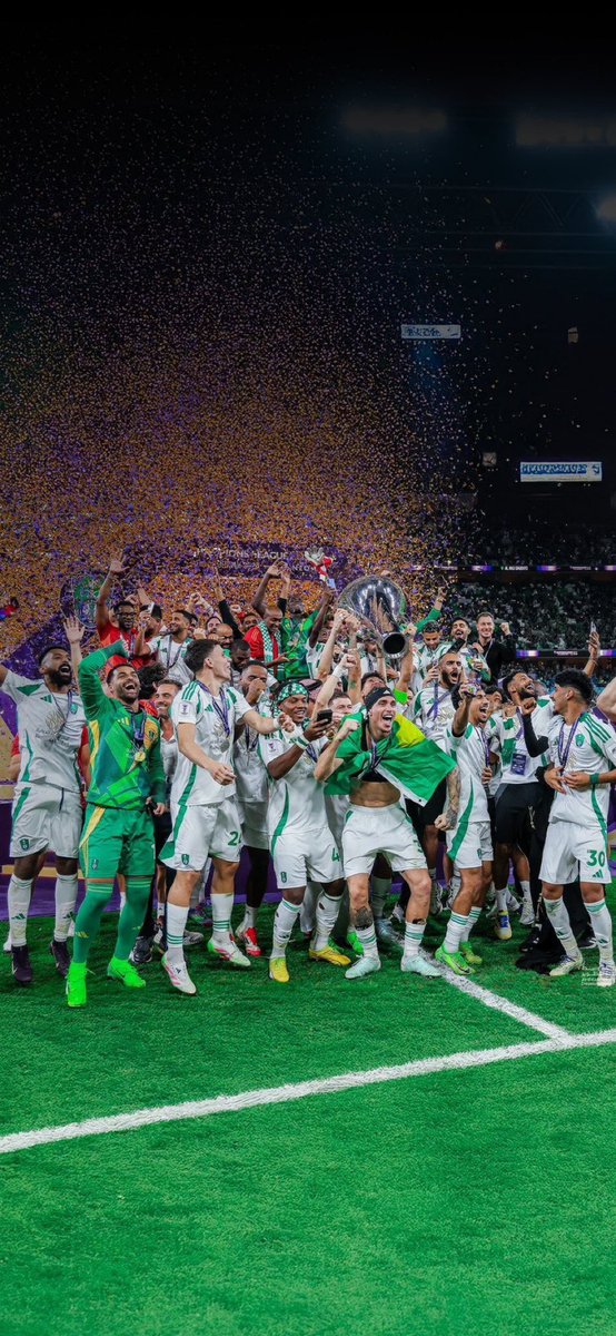 1SMi_'s tweet image. 🚨🚨🚨🚨🚨🚨🚨🚨 معلومة مُرعبة!

النادي #الأهلي يصبح أكبر نادي في تاريخ آسيا يحقق البطولة بـأكبر عدد من الـمباريات بدون هزيمة..

18 نادي حقق البطولة بلا خسارة سابقاً
جمعيهم حققوها بـ 12 مباراة بحد أقصى

النادي الأهلي هو الأول والوحيد الذي يحققها
بـ 13 مباراة بدون خسارة 💚😱😱😱