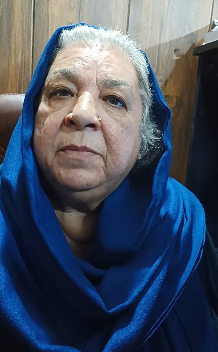 پوری 7 لاکھ فوج ڈاکٹر یاسمین راشد کے پاوں پہ لگی دھول کے برابر بھی نہیں