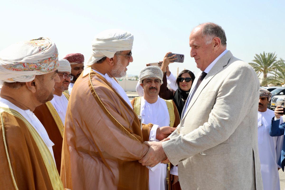 رئيسُ وزراء جمهورية داغستان يزور محافظة شمال #الشرقية في إطار زيارة رسميّة له تهدف إلى بحث سبل التعاون وتعزيز الاستثمارات بين #سلطنة_عُمان وجمهورية #داغستان.

2u.pw/m4NBg

#العُمانية