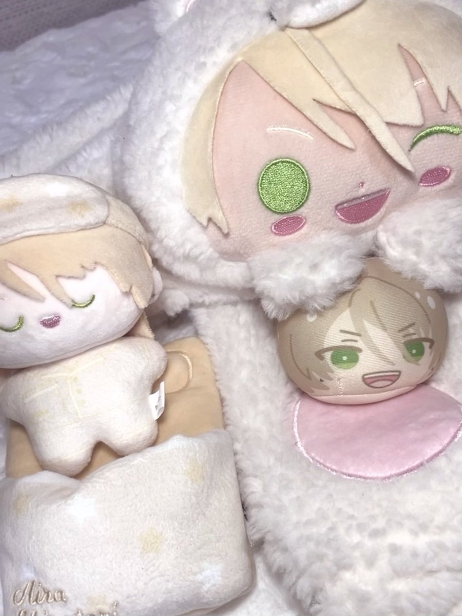 노만 (@110iyff) on Twitter photo 