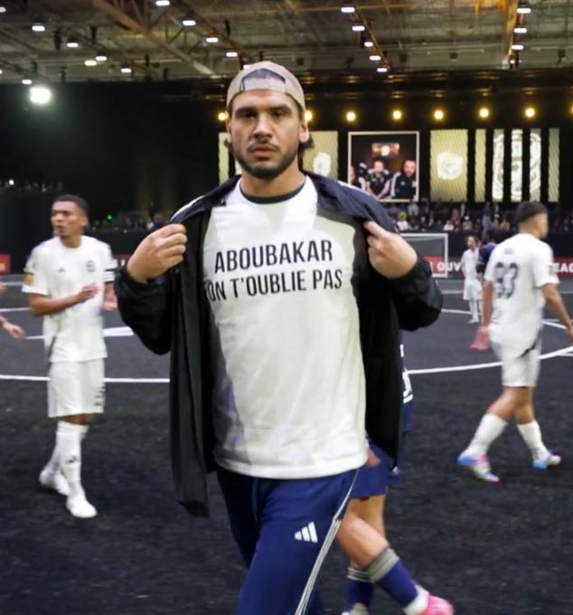 F2R - Kings League🇫🇷 (@foot2rueultras) on Twitter photo 