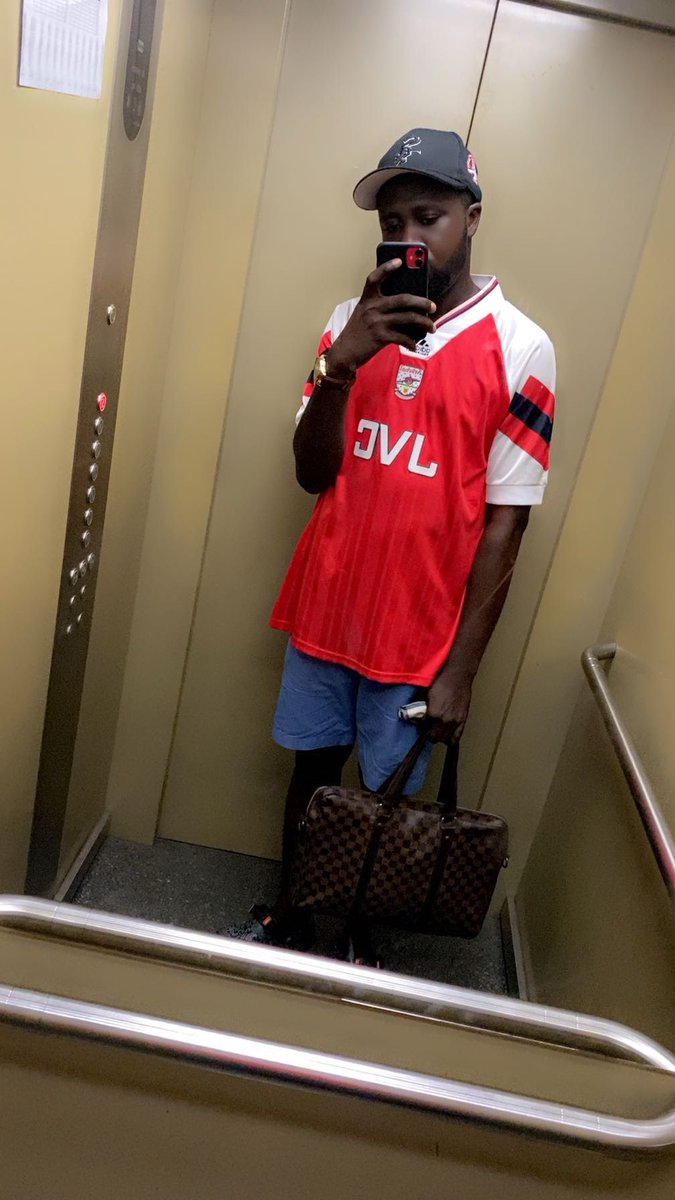 tobi_yemo's tweet image. Tech space 👨‍💻 #GOMYCODE