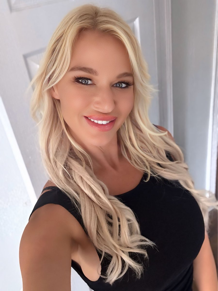 LondonCRiver's tweet image. I post this alert occasionally because consent matters to me: if you recently followed me but not for adult content, be aware that I am an adult performer and although I’m following IG rules I post about work sometimes. I’m glad you’re here if you choose to stay. 🩵