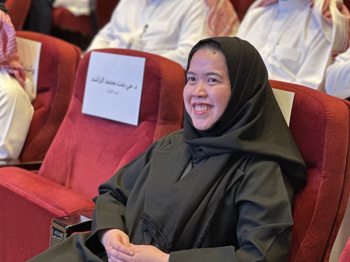 نعتز بما تحقق لِـ القسم المُلهم #قسم_العلوم_الإشعاعية من إنجازات للزملاء والزميلات والطلبة، ونتطلع بشغف إلى ما هو قادم من نجاحات، فمع كل إنجاز، نخطو خطوة جديدة نحو المستقبل، وحين يجتمع الشغف بالعلم مع روح الفريق 🤝، نصنع الفَرْق ونبني التّميُّز ✨☢️