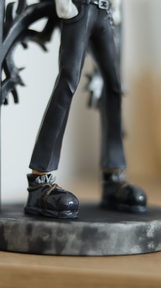 ju3Dit's tweet photo. Finally sharing this #olisykes figure I designed, printed, and painted inspired by the concept arts from #bringmethehorizon latest album Post Human: #nexgen. It’s been an amazing process bringing this idea to life – Really hope you all like it 🤘🏼📷 🤍 https://t.co/258sOKdDej