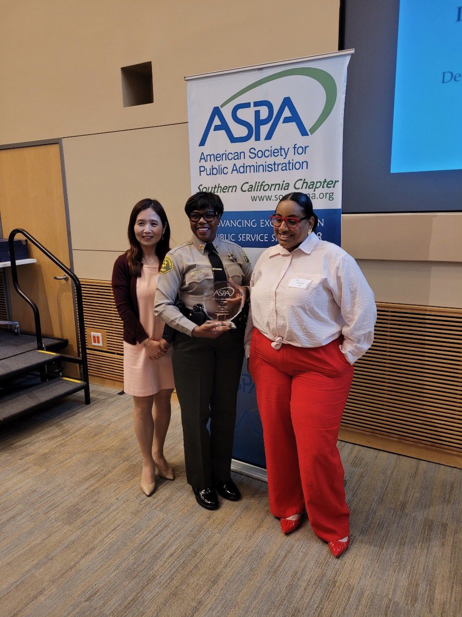 CarsonLASD's tweet image. We are thrilled to extend our heartfelt congratulations to Captain Alise Norman on receiving the Tom Bradley Equal Opportunity Award! This honor recognizes individuals and organizations that have promoted equal opportunity in the workplace or the community.