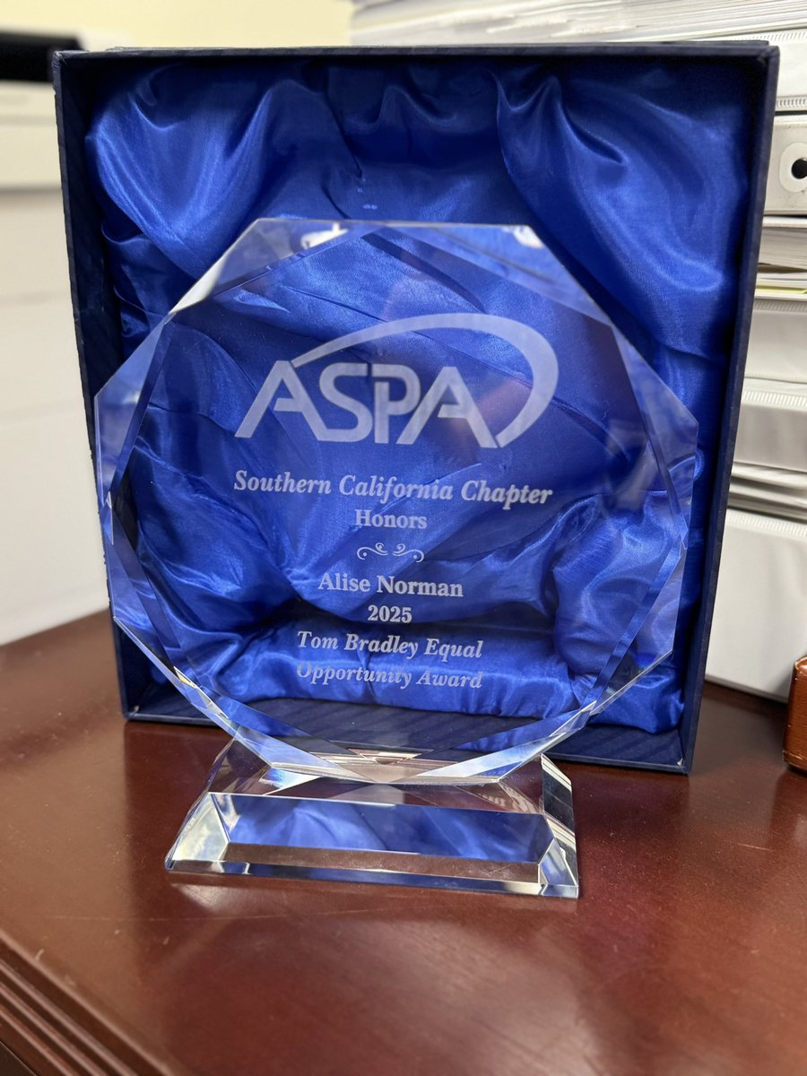 CarsonLASD's tweet image. We are thrilled to extend our heartfelt congratulations to Captain Alise Norman on receiving the Tom Bradley Equal Opportunity Award! This honor recognizes individuals and organizations that have promoted equal opportunity in the workplace or the community.
