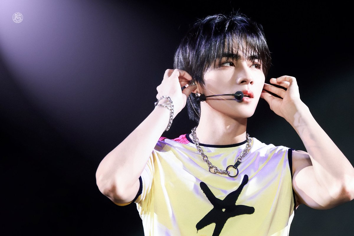 Jsababy's tweet image. 250502
Strawberry Music Festival
🥰

#威神V #WayV 
#肖俊  #XIAOJUN  #샤오쥔 #シャオジュン
#StrawberryMusicFestival