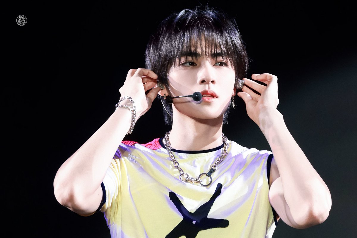 Jsababy's tweet image. 250502
Strawberry Music Festival
🥰

#威神V #WayV 
#肖俊  #XIAOJUN  #샤오쥔 #シャオジュン
#StrawberryMusicFestival