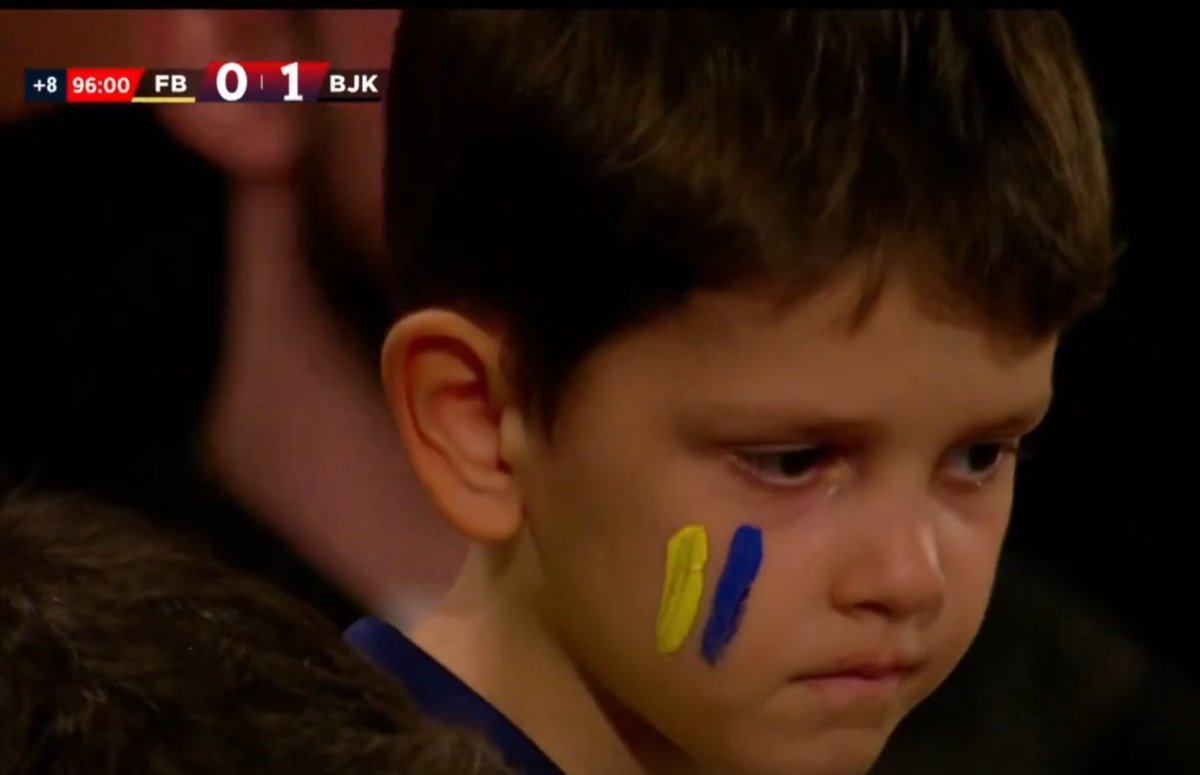 Vicdanı olan kişi o koltukta hocasından başkanına bir dakika durmaz..