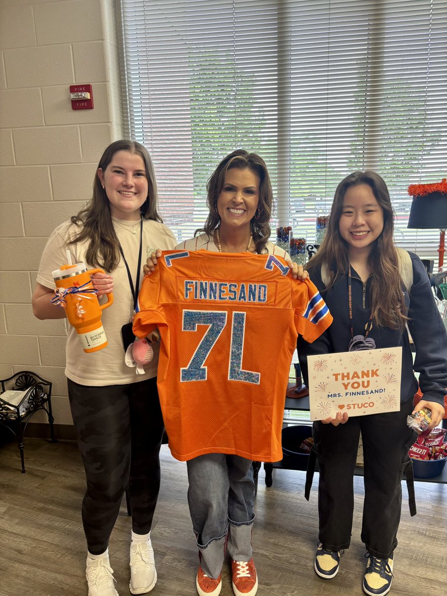 I was so spoiled last week! I even had one of our crazy talented Spartans make me a custom blinged out jersey!!!
My greatest joy is getting to work with the best staff and students! Thank you for making me feel so special! 🧡💙🧡