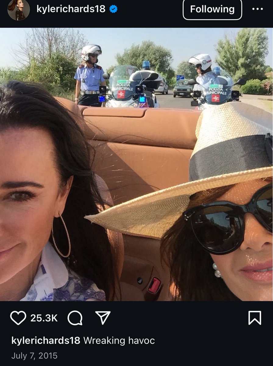 joanbaezfangirl's tweet image. 