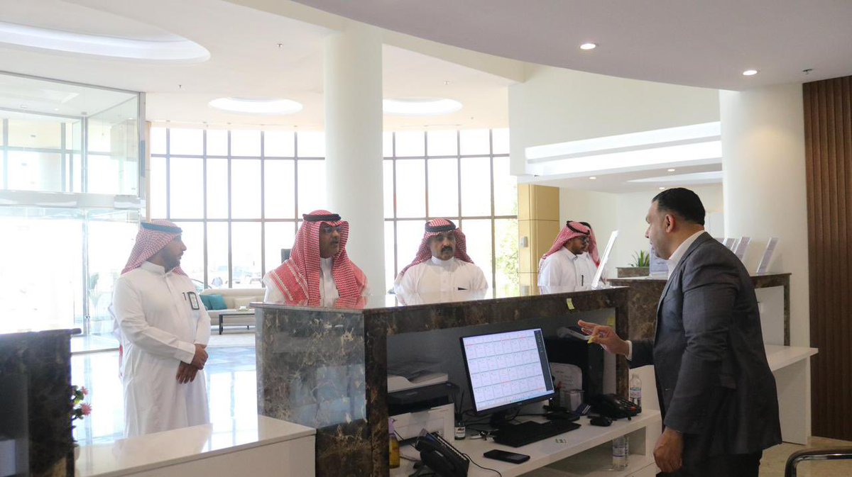 لضمان راحة ضيوف الرحمن..

وجه  أمين الجوف <a href="/Atefalsharaan/">م.عاطف محمد الشرعان</a> جميع البلديات التابعة بتنفيذ جولات ميدانية دورية لمتابعة مستوى الخدمات في محطات الوقود التي تقع على طريق عبور الحجاج بالمنطقة متجهين إلى #مكة_المكرمة لأداء المناسك.

#أمانة_منطقة_الجوف
#حج_1446هـ