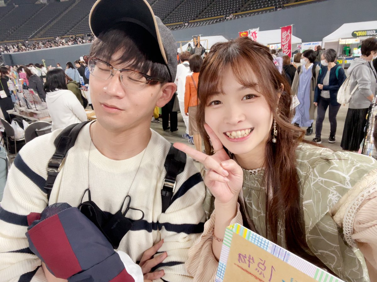 今日なんと！モノヴィレの出店に、負け組さん<a href="/makegumi_makeo/">ほっちゃれシんノスケ⊿</a> が来てくれました😭
息子にお菓子までありがとう！！！！
話し足りなかった！！！！！