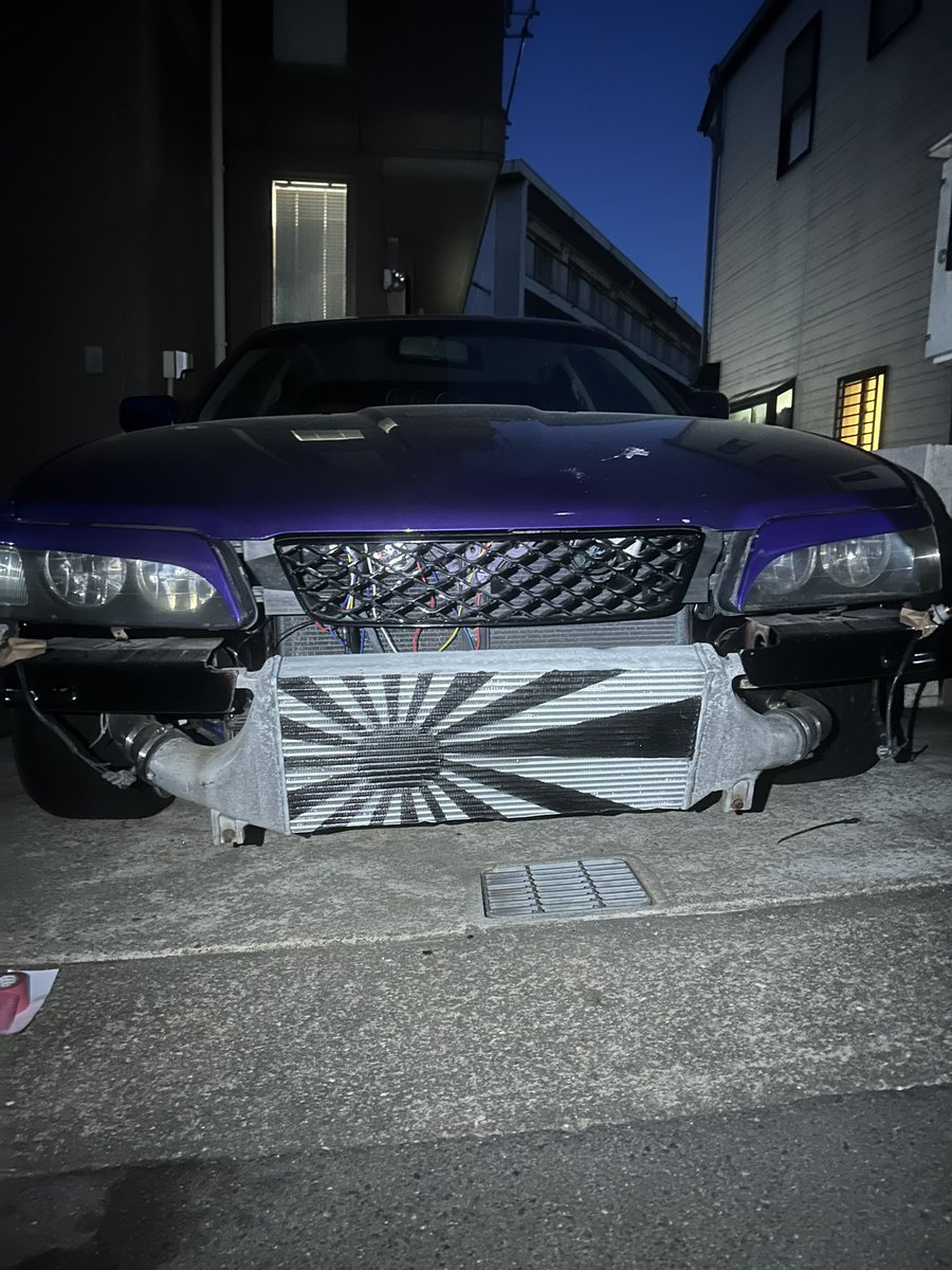 まだ20なんで日章旗とか好きなんです、、