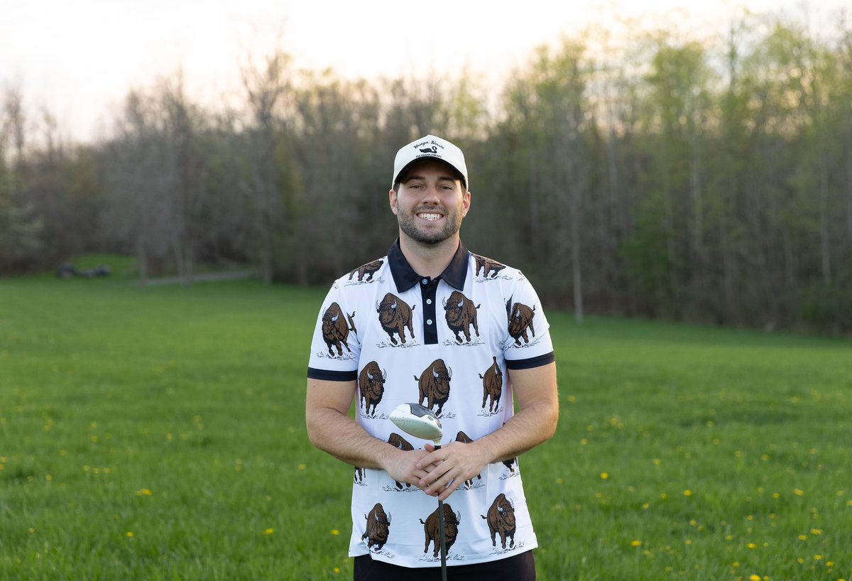 VictoryShirts20's tweet image. From the tee box to the tailgate. Our Buffalo Golf Collection embodies the special spirit of Sundays in Orchard Park. If you look good you golf good!
Website: victoryshirtsshop.com
#BillsMafia #Golf #Buffalo