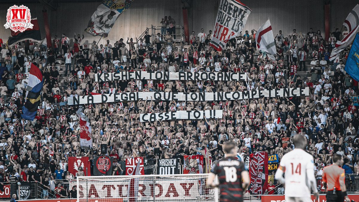 asnlfans's tweet photo. 🗯️ Le Saturday FC avait quelques messages à faire passer vendredi soir ! https://t.co/PhJ5CE5oJz